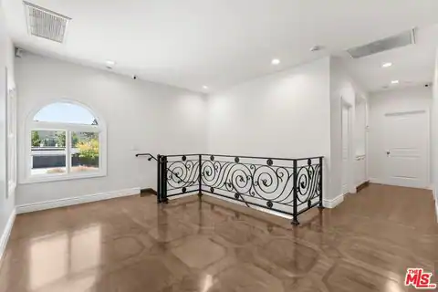 22405 Calipatria Dr, Calabasas, CA 91302 — photo 14