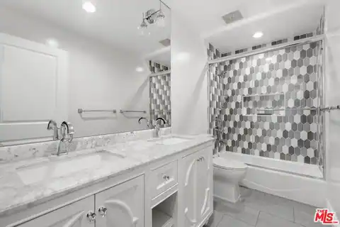 22405 Calipatria Dr, Calabasas, CA 91302 — photo 24