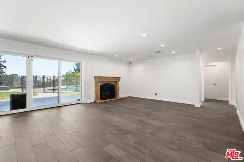 22405 Calipatria Dr, Calabasas, CA 91302 — photo 3