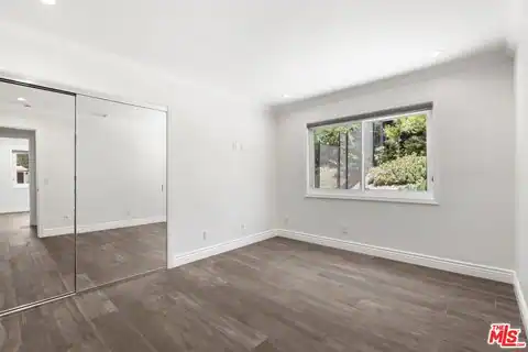 22405 Calipatria Dr, Calabasas, CA 91302 — photo 9