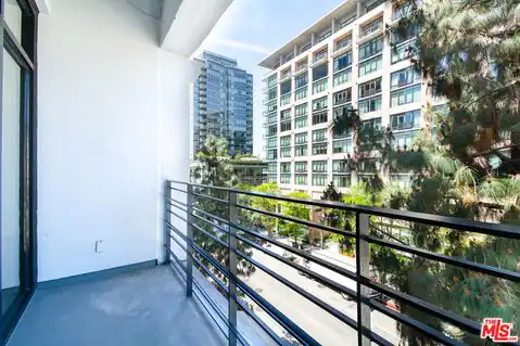 330 W 11th St #406, Los Angeles, CA 90015 — photo 4
