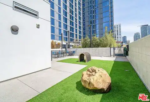 330 W 11th St #406, Los Angeles, CA 90015 — photo 43