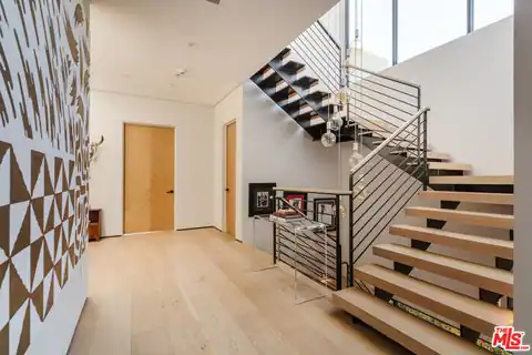 819 N Ogden Dr, Los Angeles, CA 90046 — photo 19