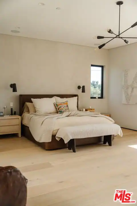819 N Ogden Dr, Los Angeles, CA 90046 — photo 24