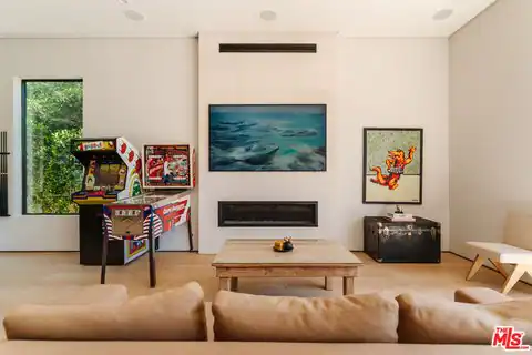 819 N Ogden Dr, Los Angeles, CA 90046 — photo 9