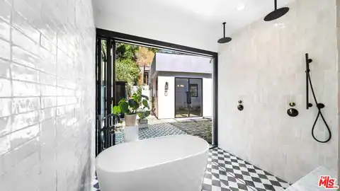 1914 Laurel Canyon Blvd, Los Angeles, CA 90046 — photo 10
