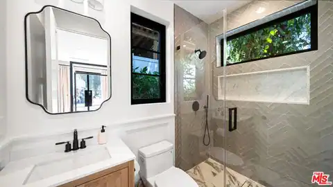 1914 Laurel Canyon Blvd, Los Angeles, CA 90046 — photo 13