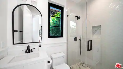 1914 Laurel Canyon Blvd, Los Angeles, CA 90046 — photo 23