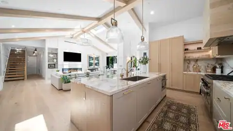 1914 Laurel Canyon Blvd, Los Angeles, CA 90046 — photo 3