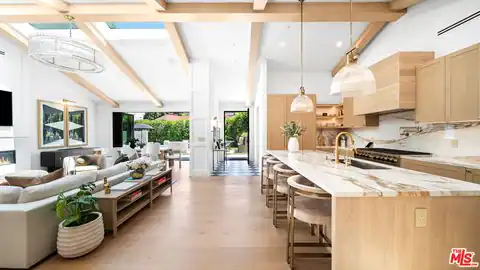 1914 Laurel Canyon Blvd, Los Angeles, CA 90046 — photo 32