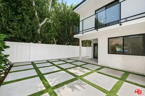 5841 Whitworth Dr, Los Angeles, CA 90019 — photo 22