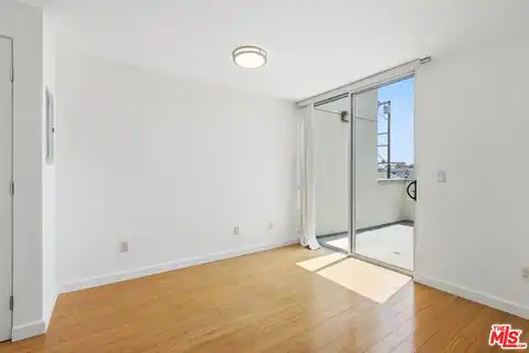 1912 Broadway #307, Santa Monica, CA 90404 — photo 17
