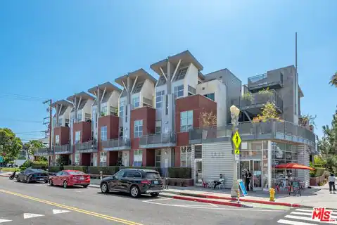 1912 Broadway #307, Santa Monica, CA 90404 — photo 2