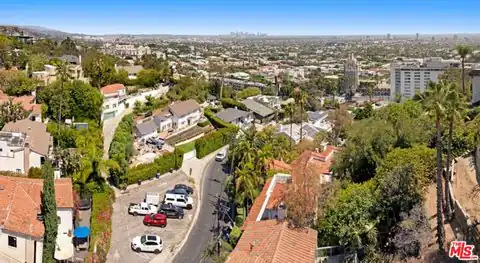 8430 Harold Way, Los Angeles, CA 90069 — photo 20
