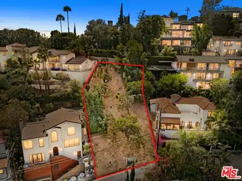 8430 Harold Way, Los Angeles, CA 90069 — photo 21