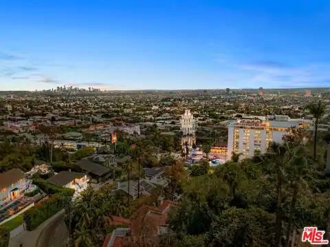 8430 Harold Way, Los Angeles, CA 90069 — photo 27