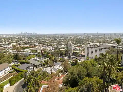 8430 Harold Way, Los Angeles, CA 90069 — photo 3