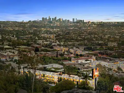 8430 Harold Way, Los Angeles, CA 90069 — photo 4