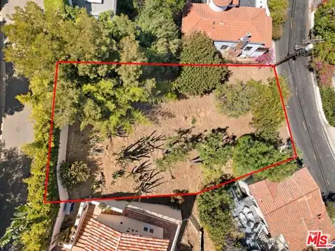 8430 Harold Way, Los Angeles, CA 90069 — photo 6