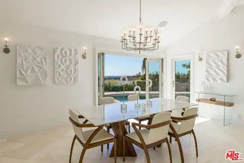 6358 Ramirez Mesa Dr, Malibu, CA 90265 — photo 11