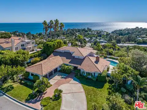 6358 Ramirez Mesa Dr, Malibu, CA 90265 — photo 3