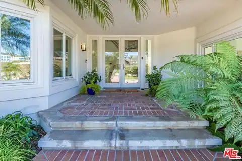 6358 Ramirez Mesa Dr, Malibu, CA 90265 — photo 4
