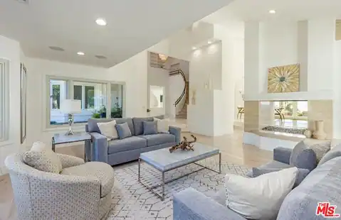 6358 Ramirez Mesa Dr, Malibu, CA 90265 — photo 5