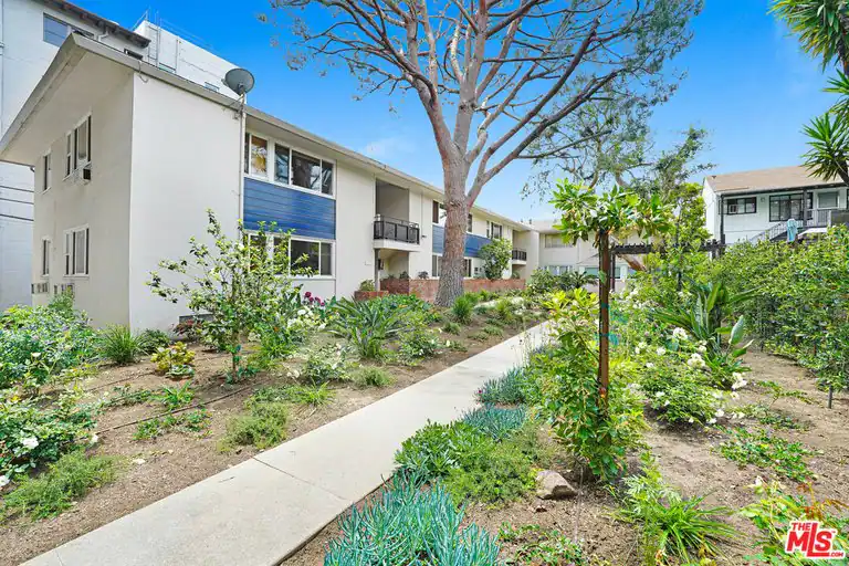1219 N Crescent Heights Blvd #B, West Hollywood, CA 90046
