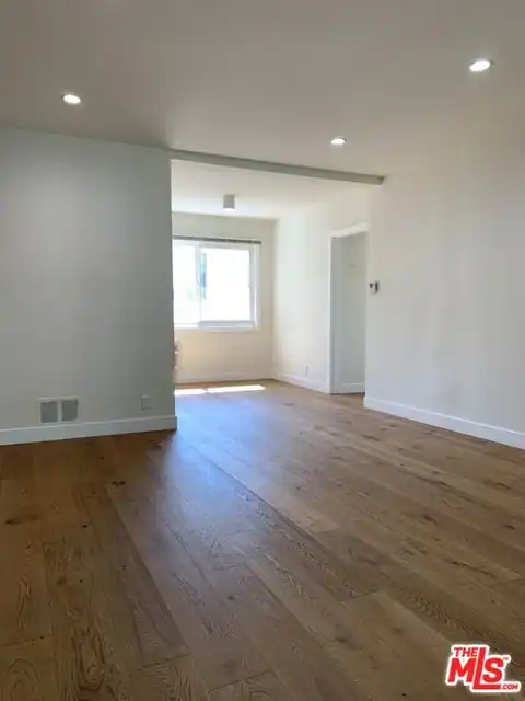 1219 N Crescent Heights Blvd #B, West Hollywood, CA 90046 — photo 5
