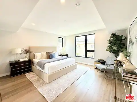 1017 N Croft Ave #203, Los Angeles, CA 90069 — photo 9
