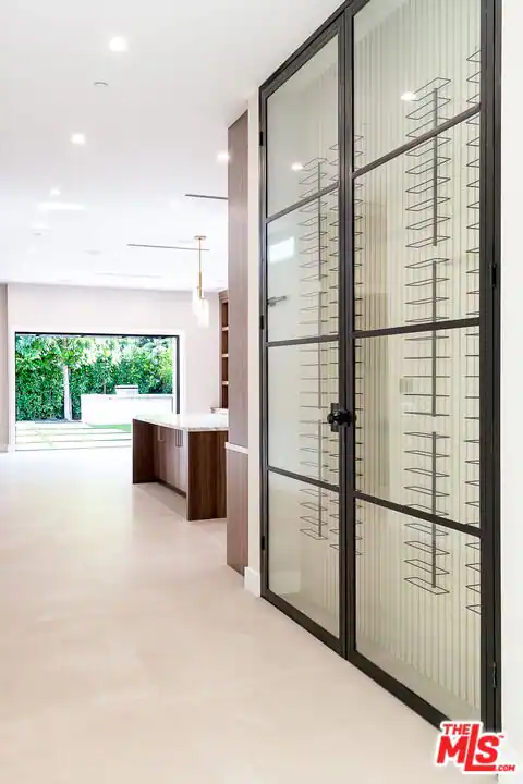 14752 Hartsook St, Sherman Oaks, CA 91403 — photo 6