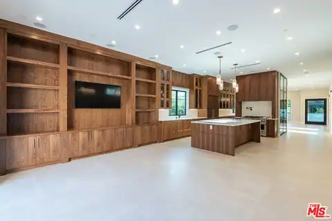 14752 Hartsook St, Sherman Oaks, CA 91403 — photo 8