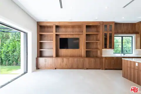 14752 Hartsook St, Sherman Oaks, CA 91403 — photo 9