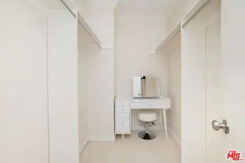 125 Montana Ave #204, Santa Monica, CA 90403 — photo 14