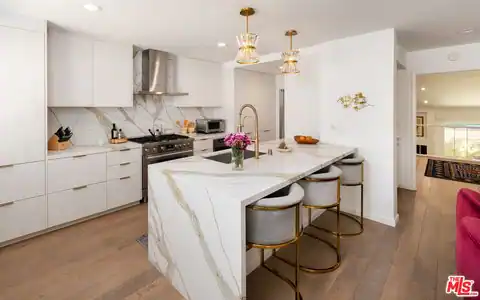 13011 Mindanao Way #4, Los Angeles, CA 90292 — photo 12