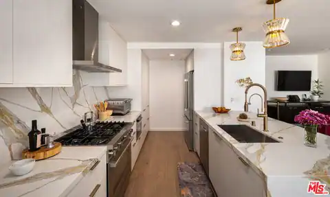 13011 Mindanao Way #4, Los Angeles, CA 90292 — photo 13