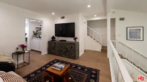 13011 Mindanao Way #4, Los Angeles, CA 90292 — photo 9