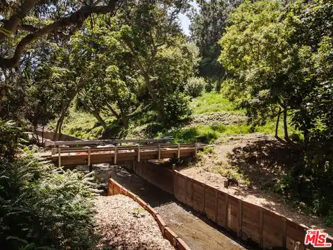 641 Hightree Rd, Santa Monica, CA 90402 — photo 4