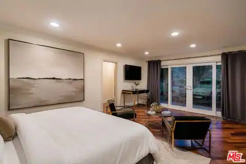 1915 Loma Vista Dr, Beverly Hills, CA 90210 — photo 11