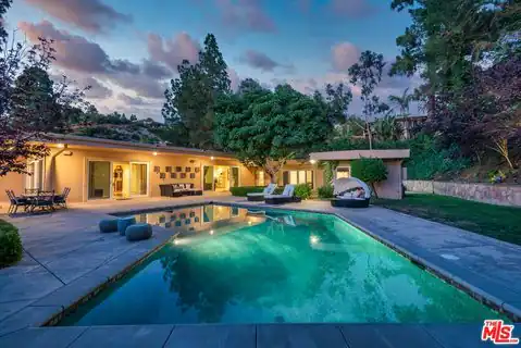 1915 Loma Vista Dr, Beverly Hills, CA 90210 — photo 15
