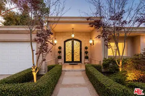 1915 Loma Vista Dr, Beverly Hills, CA 90210 — photo 17