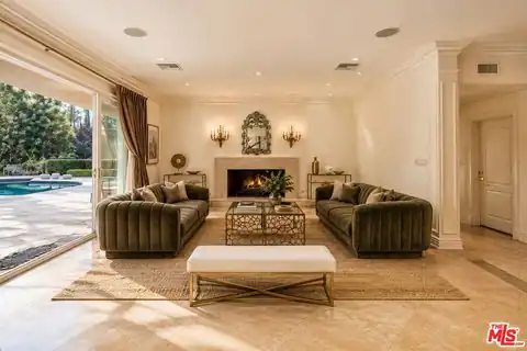1915 Loma Vista Dr, Beverly Hills, CA 90210 — photo 3
