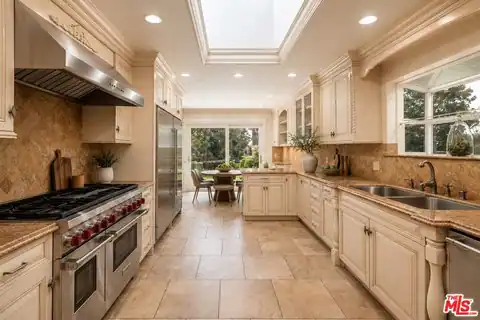 1915 Loma Vista Dr, Beverly Hills, CA 90210 — photo 7