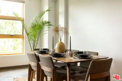 547 N Sweetzer Ave #PH 303, West Hollywood, CA 90048 — photo 17