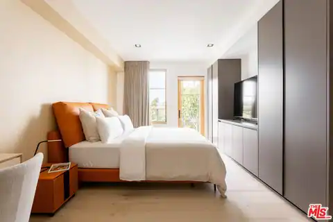 547 N Sweetzer Ave #PH 303, West Hollywood, CA 90048 — photo 7
