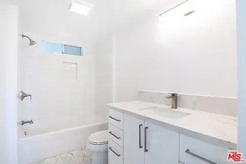 231 E Hyde Park Blvd, Inglewood, CA 90302 — photo 27