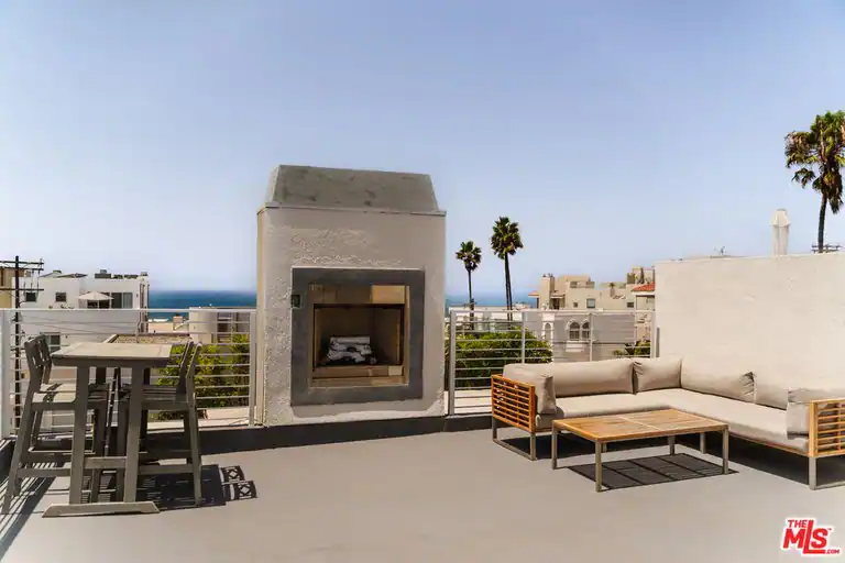 34 Galleon St, Marina Del Rey, CA 90292