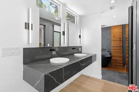 28036 Sea Lane Dr, Malibu, CA 90265 — photo 12