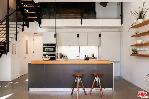 1329 California Ave #102, Santa Monica, CA 90403 — photo 12