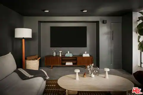 1329 California Ave #102, Santa Monica, CA 90403 — photo 14